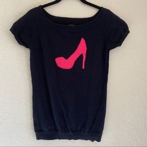 Bebe shortsleeved sweater top Sz L pink high heel